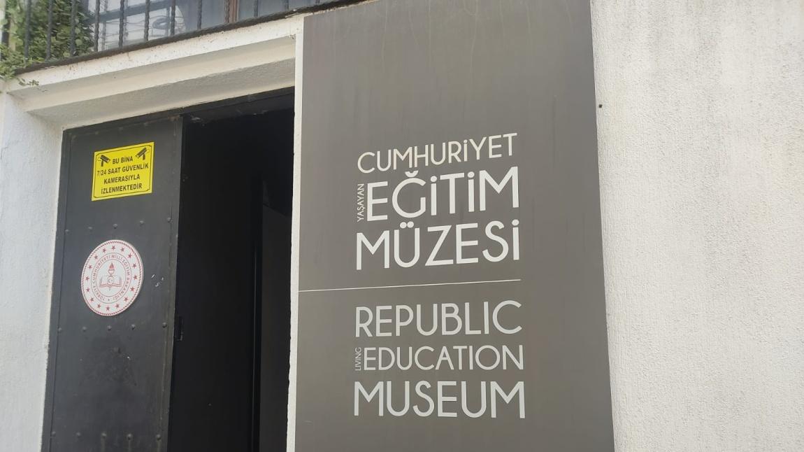 Cumhuriyet Eğitim Müzesi Gezisi